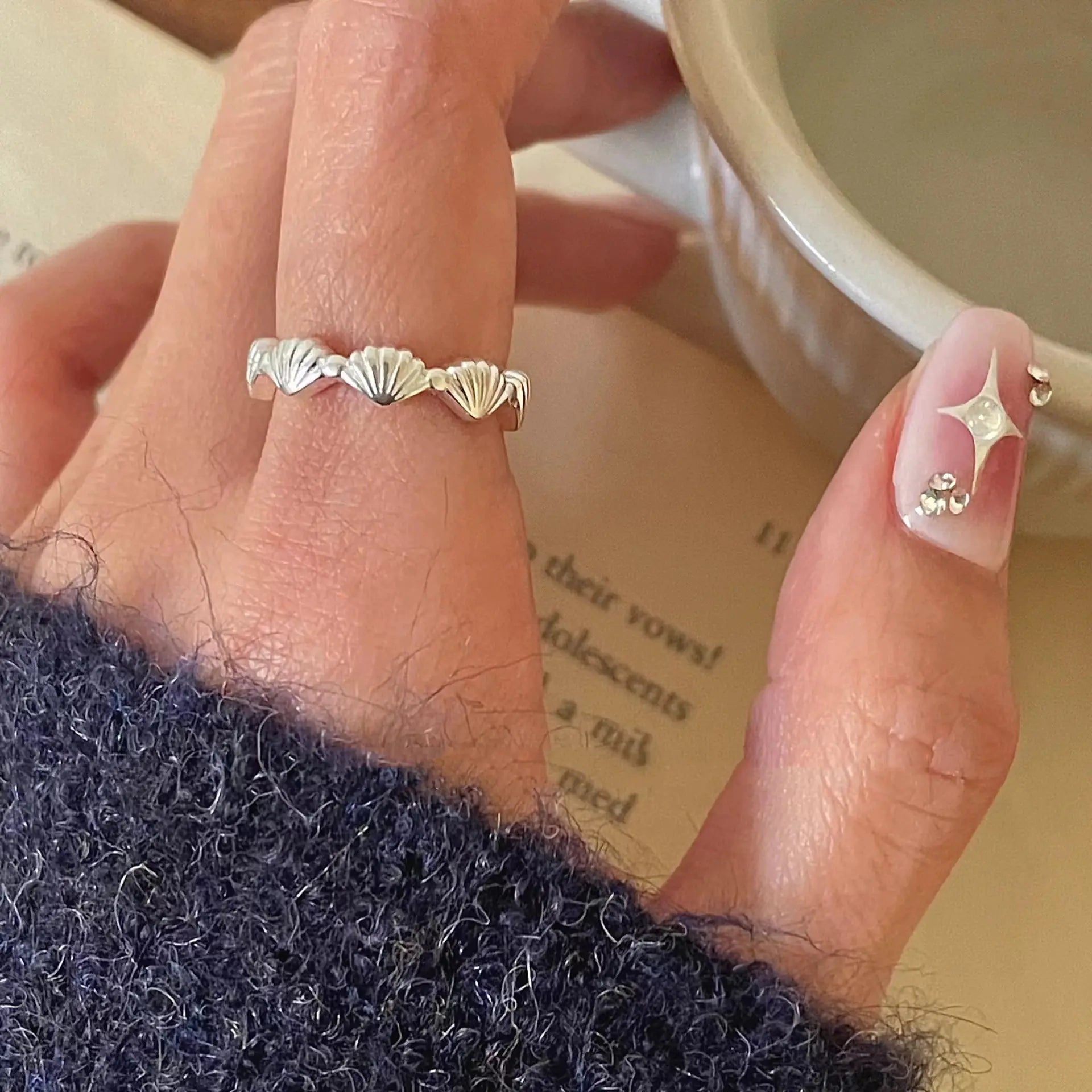 Sterling Shell Elegance Ring 925 Silver