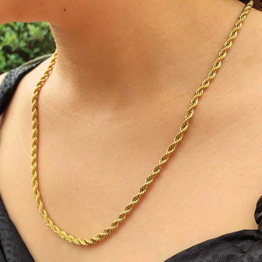 Elegant Jo 18K Gold Necklace